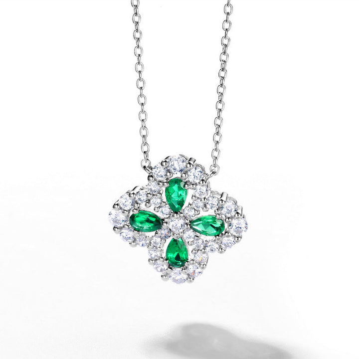 Elaris Necklace